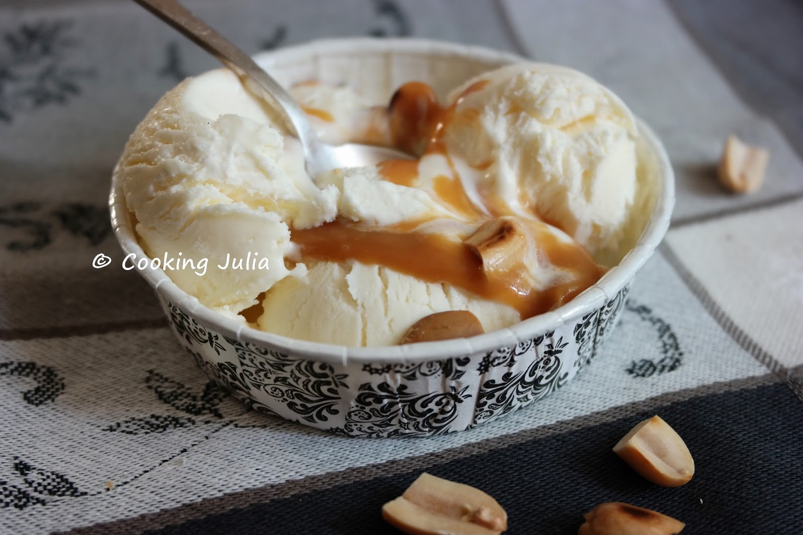 Recette de crème glacée maison à la vanille sans sorbetière