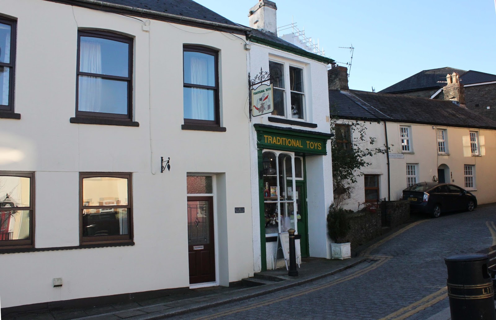 Everyone Likes Pictures Llantrisant