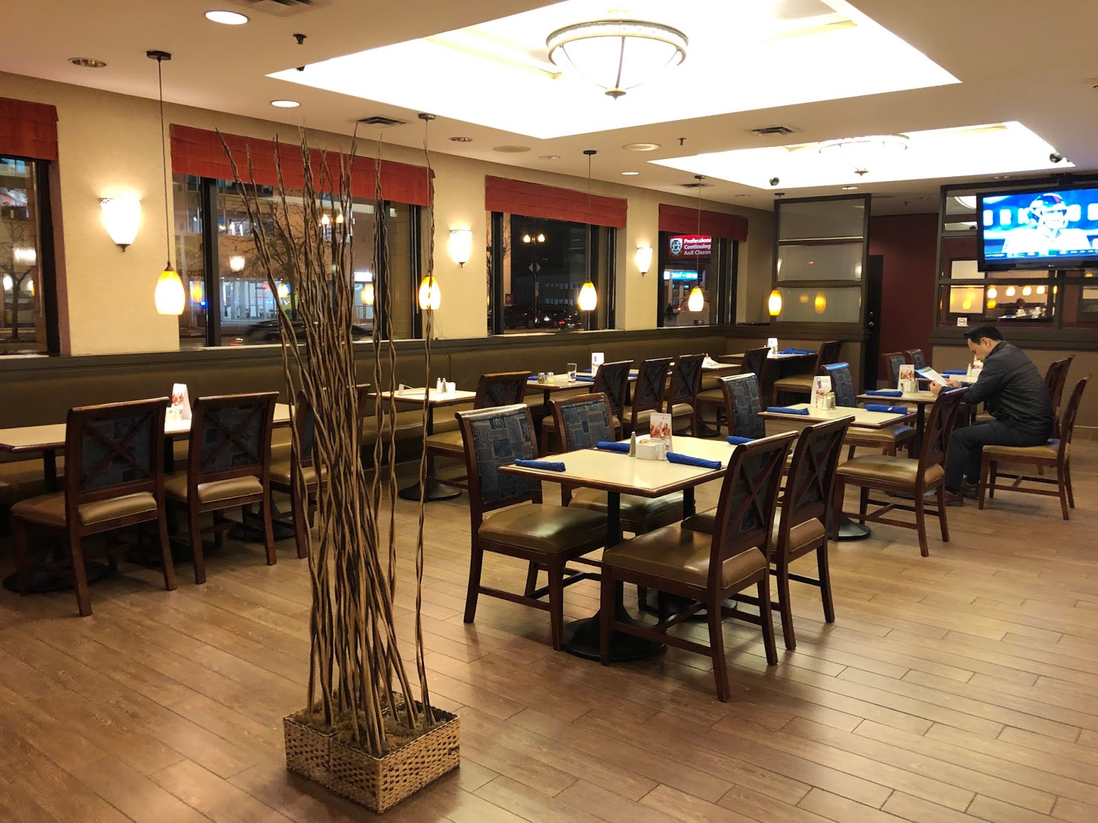 Teena in Toronto The Peppermill Café, Winnipeg, MB