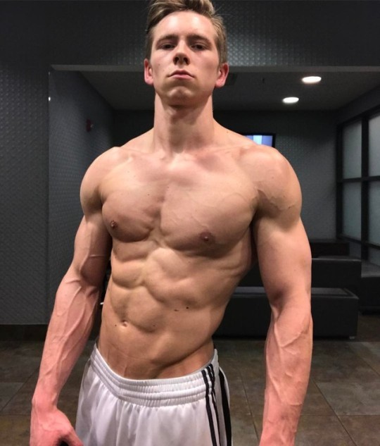 young-shirtless-cocky-ripped-gym-dude-strong-body