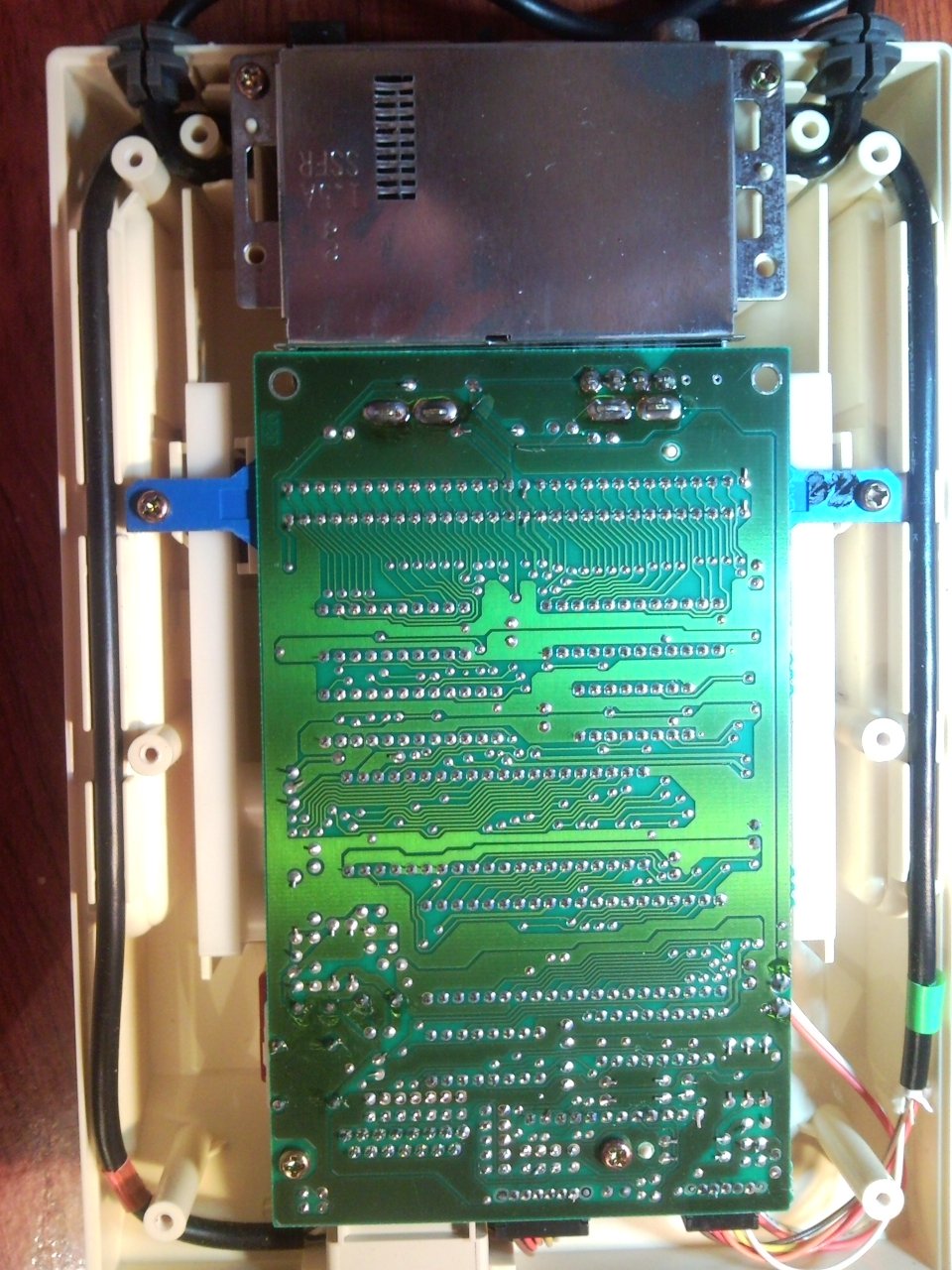 old8bits: Famicom: Mod AV para el Modelo B