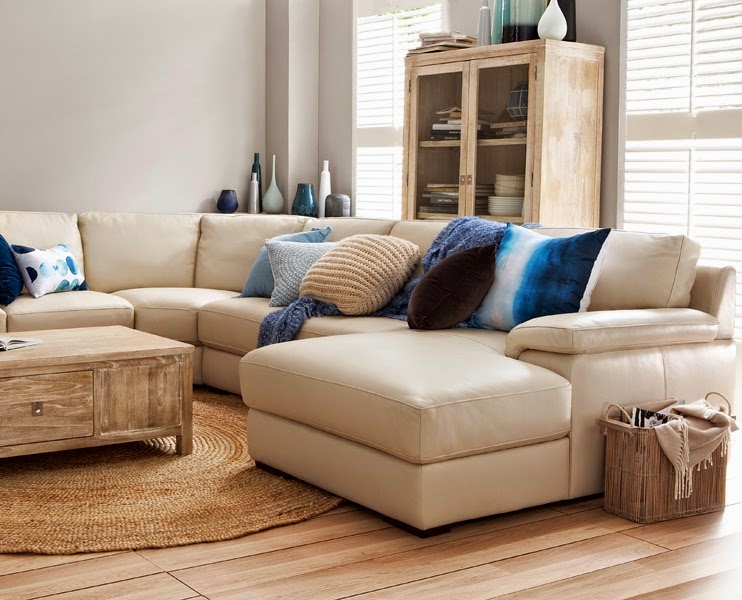 Elite Decor Choosing Right Sofas for your Living Room