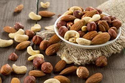 أهم 10 أطعمة ومشروبات تساعد على التركيز