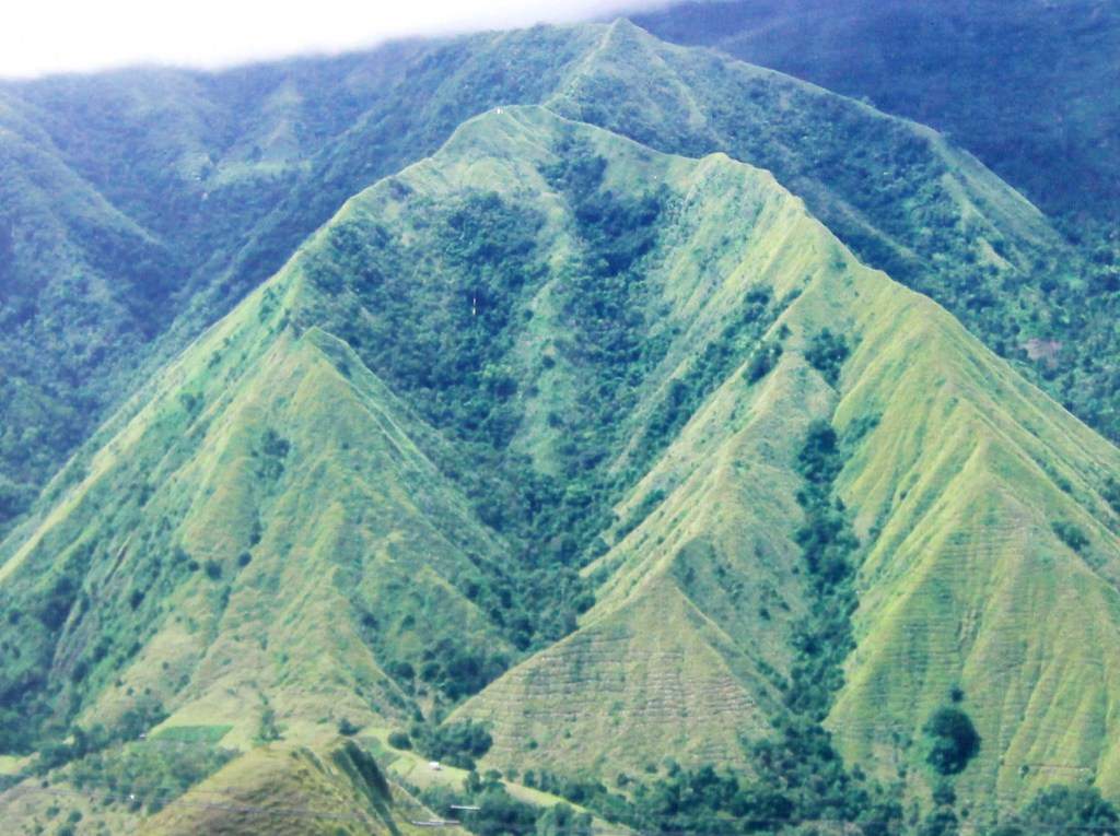 Inilah, 7 Puncak Tertinggi di Indonesia (Seven Summit Indonesia) | Ayo
