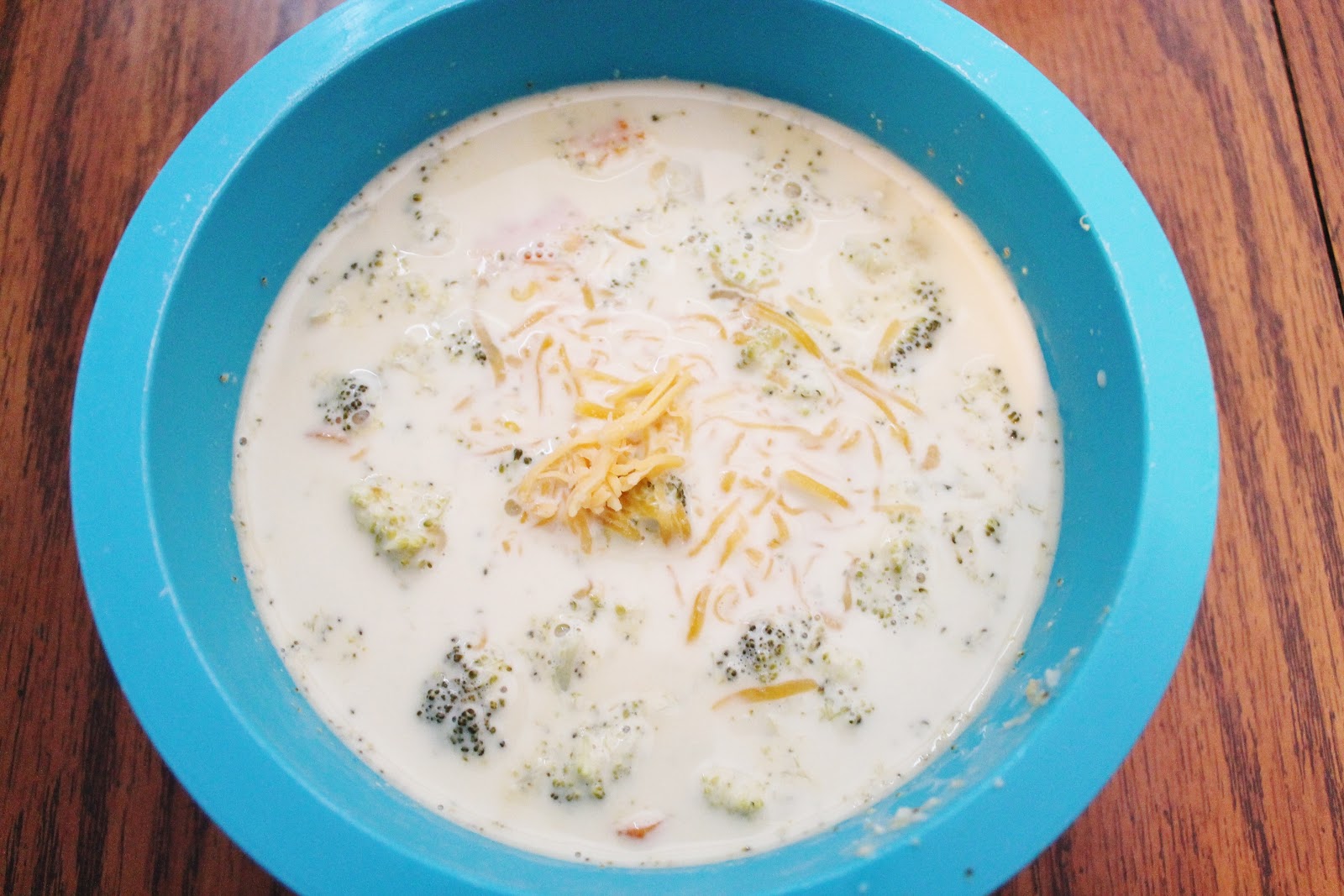 Crock Pot Broccoli Cheddar Soup