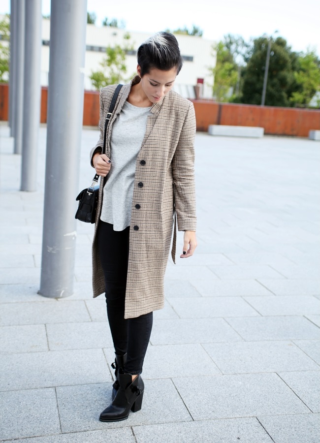 189. A NEW COAT FOR FALL - The After Work Blog