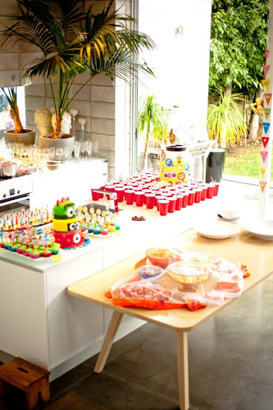 Kara s Party Ideas Yo Gabba Gabba 1st Birthday Monster Party  - 75