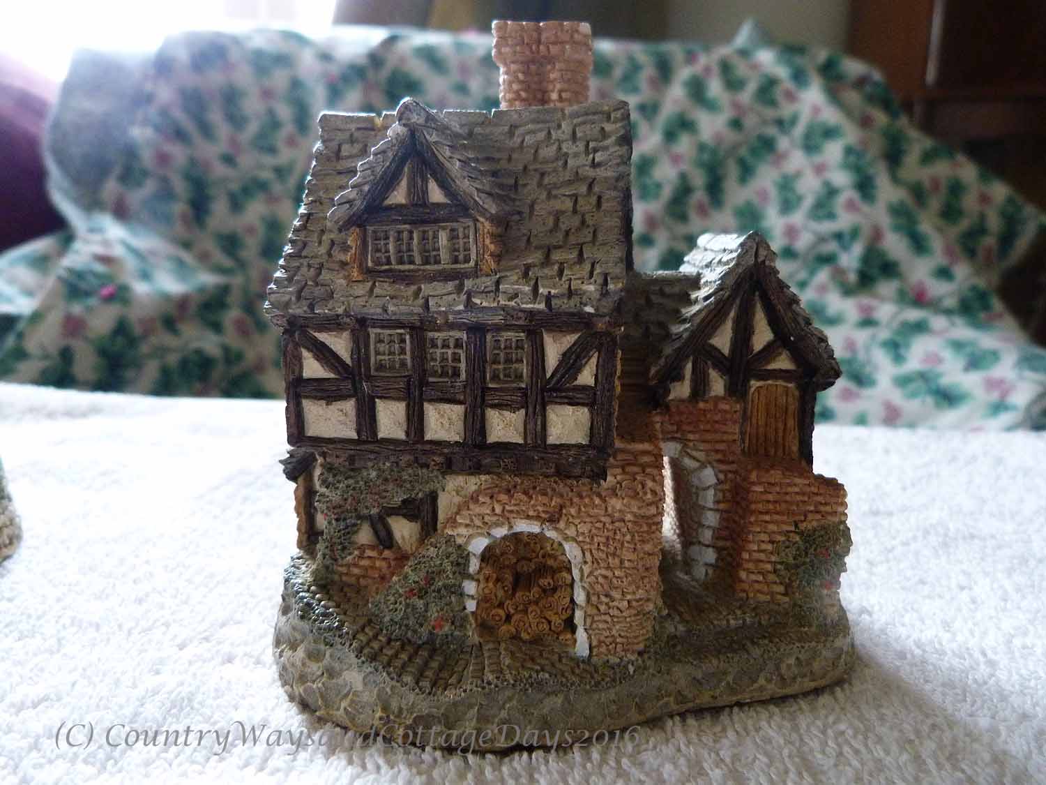 Country Ways and Cottage Days David Winter Cottages Part One