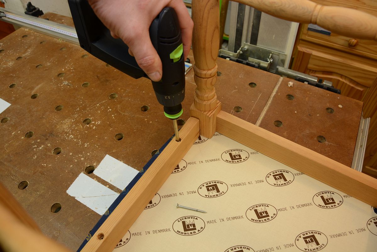 Michas Holzblog: Reparaturen: Stuhl mit Beinbruch