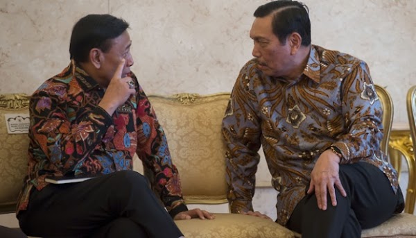 Minim Prestasi, Jokowi Tak Usah Pakai Luhut dan Wiranto Sebagai Menteri