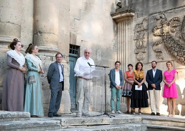 Hereditary Grand Duke Guillaume and Hereditary Grand Duchess Stephanie of Luxembourg. Princess Stephanie wore Paule Ka pink dress