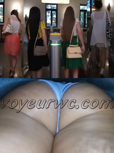 Escalator Voyeur