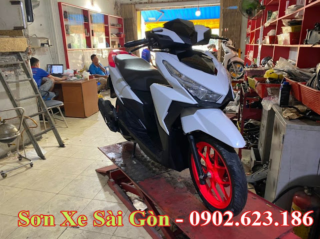 Sơn mâm và cản sau xe Vario màu hồng dạ quang cực đẹp