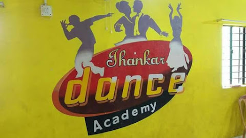 झंकार डांस अकादमी की और से आयोजित संध्या में डांस और मॉडलिंग पर झूमें जमुईवासी.