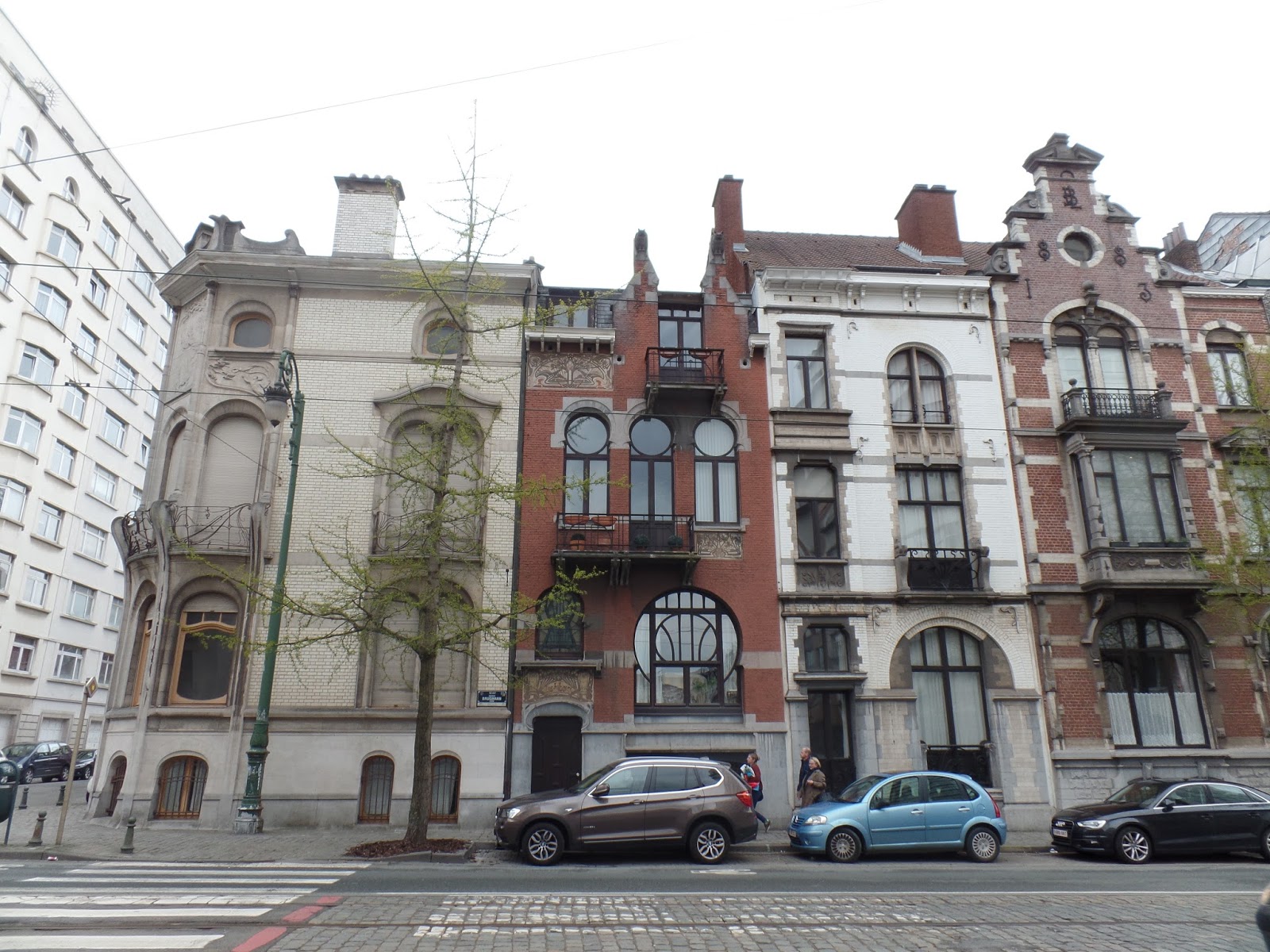 willy hilverda WANDELING Art Nouveau in SintGillis, Brussel