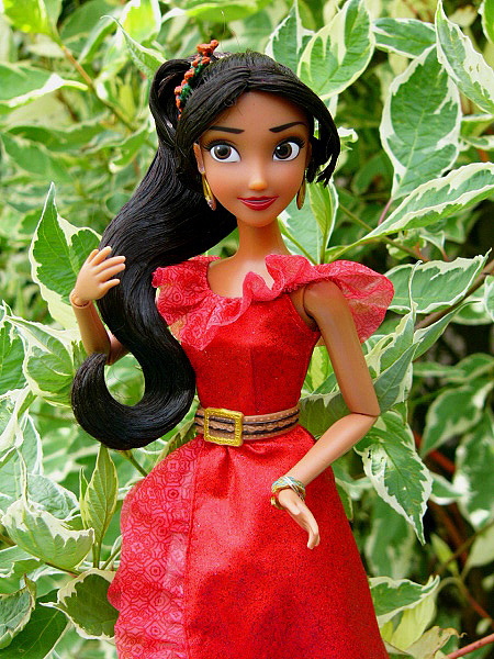 Barbie a jiné panenky: Disney Store - Elena of Avalor