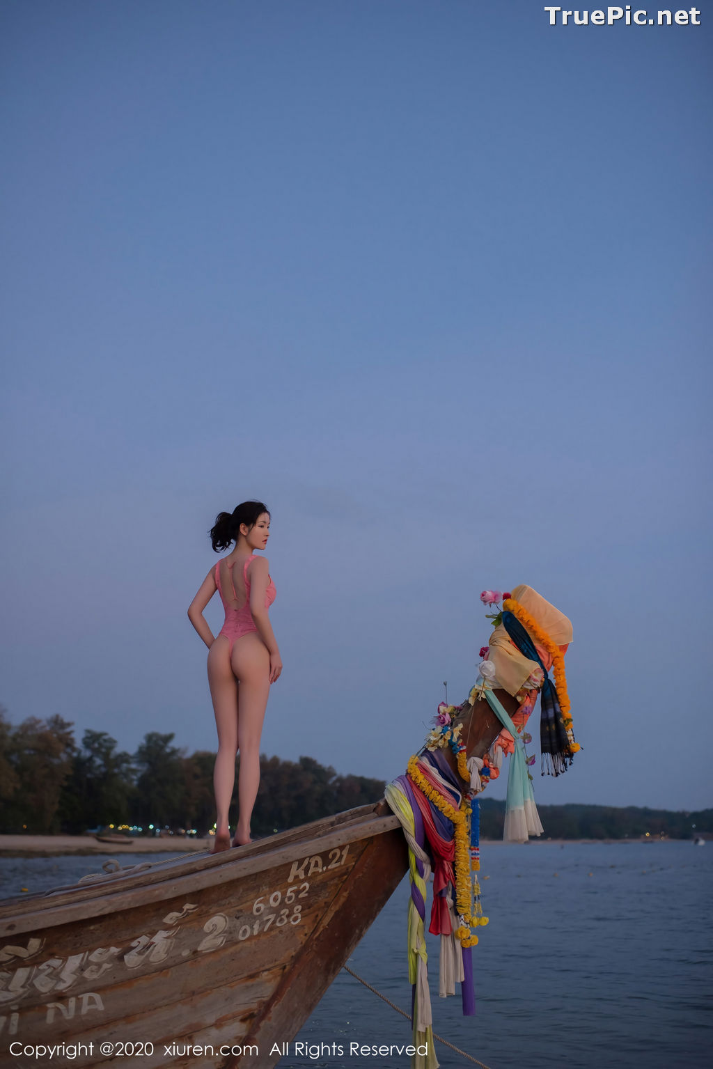 Image XIUREN No.2340 - Chinese Model Shen Mengyao (沈梦瑶) - Sexy Pink Monokini on the Beach - TruePic.net - Picture-53