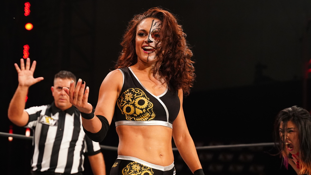 Thunder Rosa não é bem vista nos bastidores da AEW