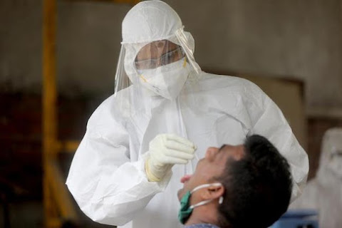 Người Trung Quốc vượt biên âm tính 3 lần trước khi mắc Covid-19