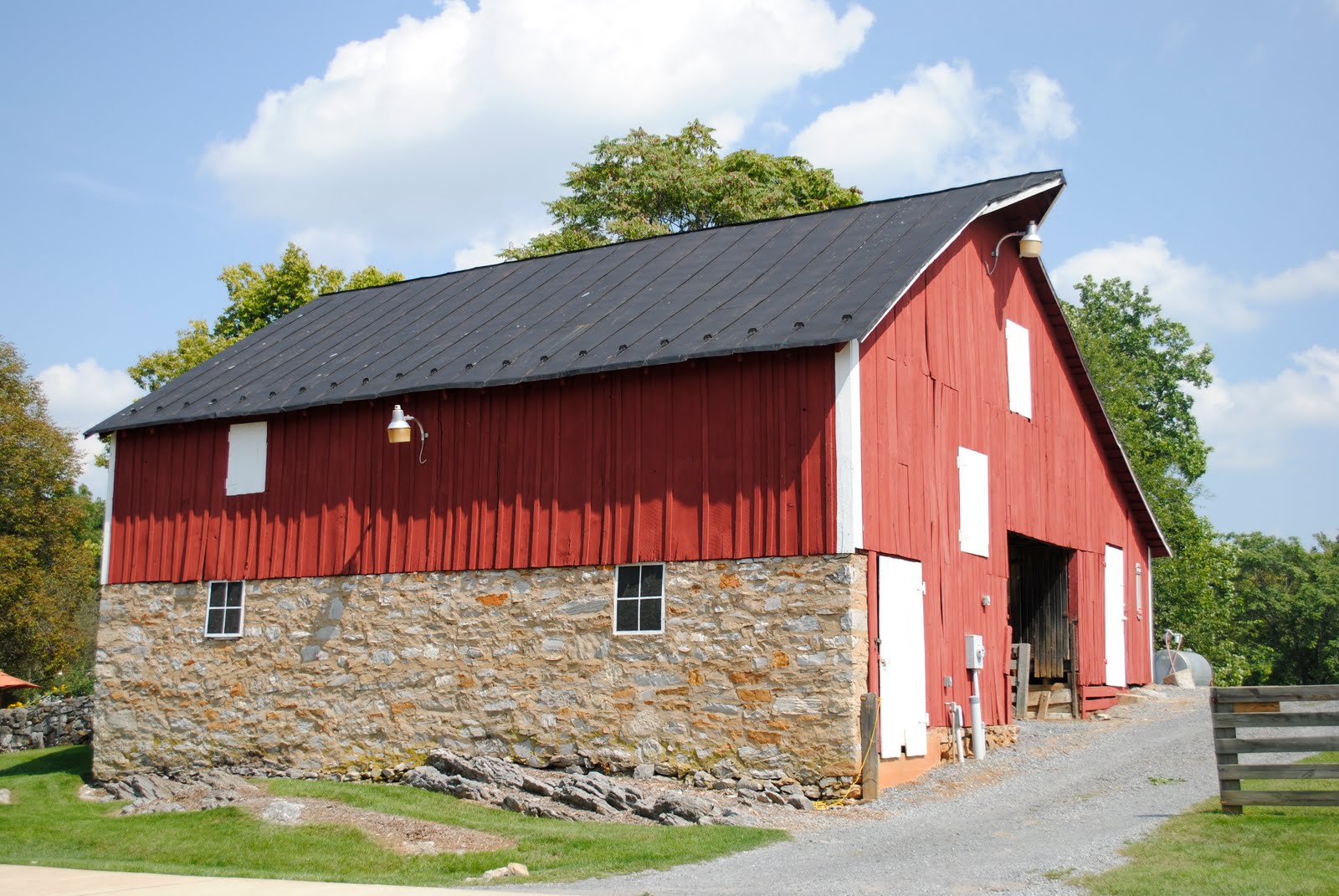 Shenandoah River, Blue Riidge Mountains and Northern Virginia Horse