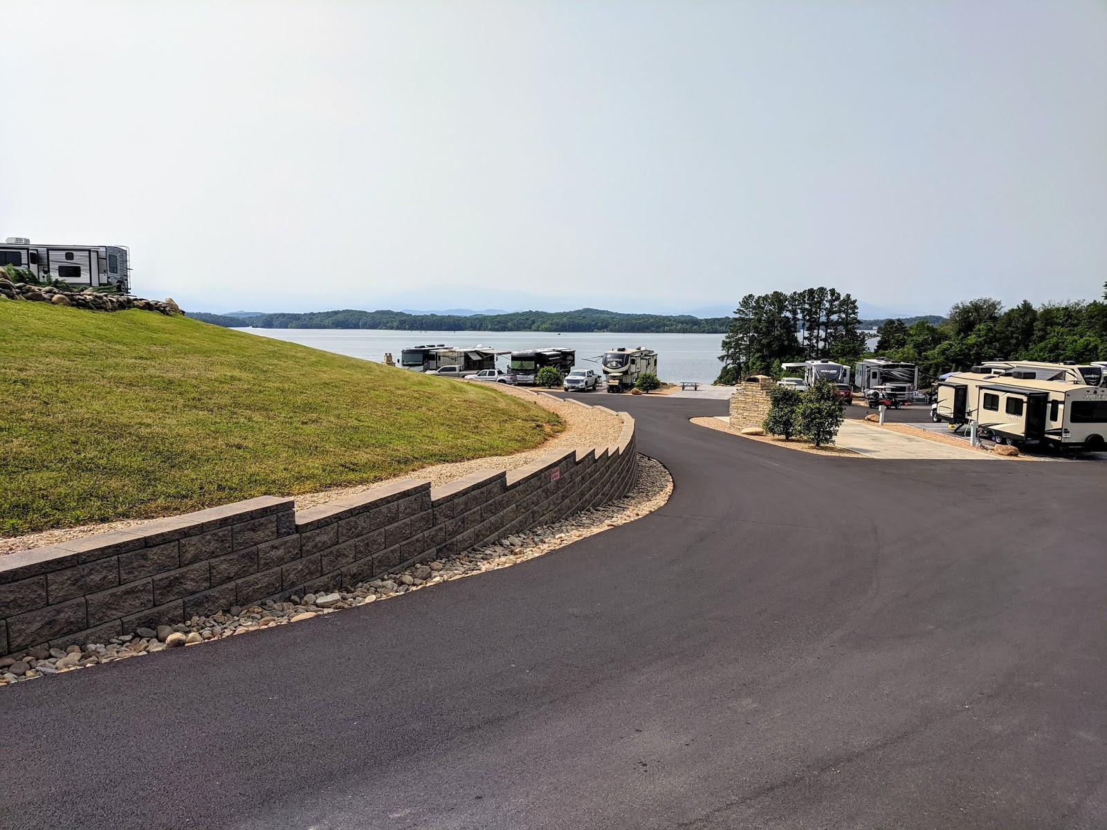 Rick's Picks Anchor Down RV Resort, Dandridge, TN