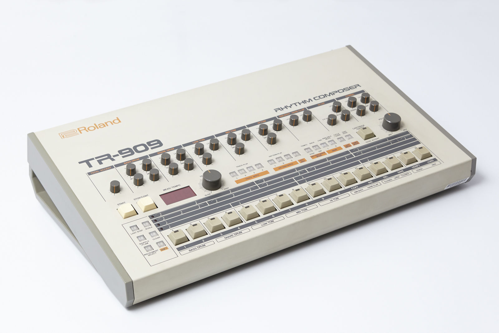MATRIXSYNTH: ROLAND TR-909 SN 392697