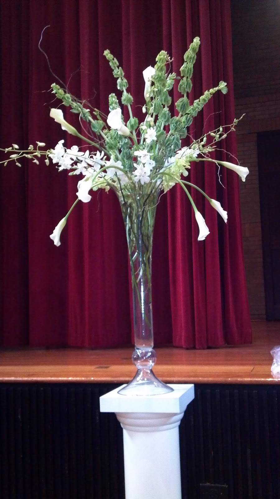 Trumpet Vase Arrangements Wedding Tips And Inspiration Centerpiece Gl Vases Carolinemeyersphotography Com