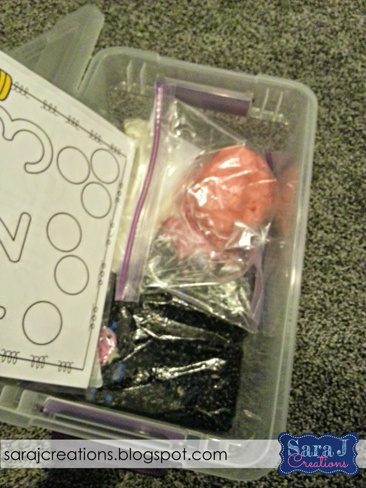 Sensory bin gift idea would be perfect for the toddlers or preschoolers in your life!