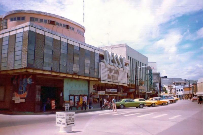 30 Color Snapshots That Capture Street Scenes of Olongapo, Philippines