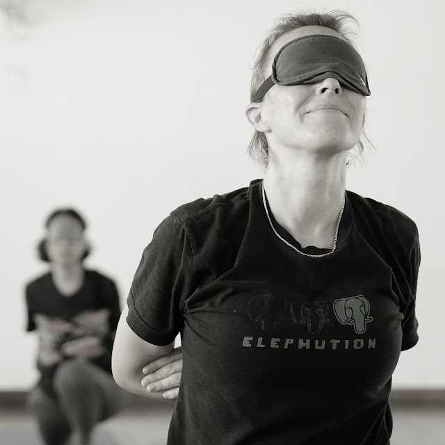 Yoga, Blindfolded