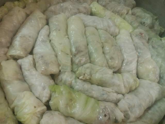 Η Συνταγή της Ημέρας: Λαχανοντολμάδες με Άσπρο Λάχανο Η Συνταγή της Ημέρας: Λαχανοντολμάδες με Άσπρο Λάχανο