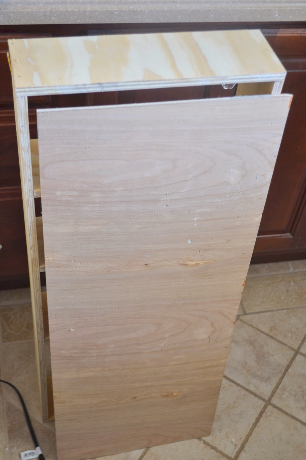 Make It Mommy: Between the Studs Storage - A Tutorial