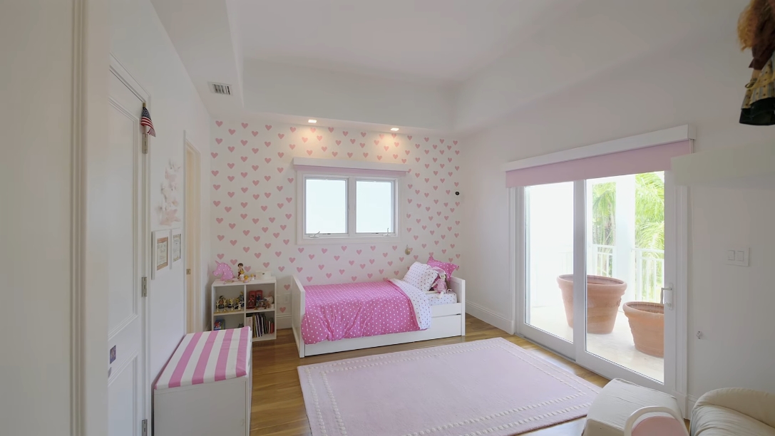 45 Interior Design Photos vs. 16 Turtle Walk, Key Biscayne, FL Luxury Home Tour