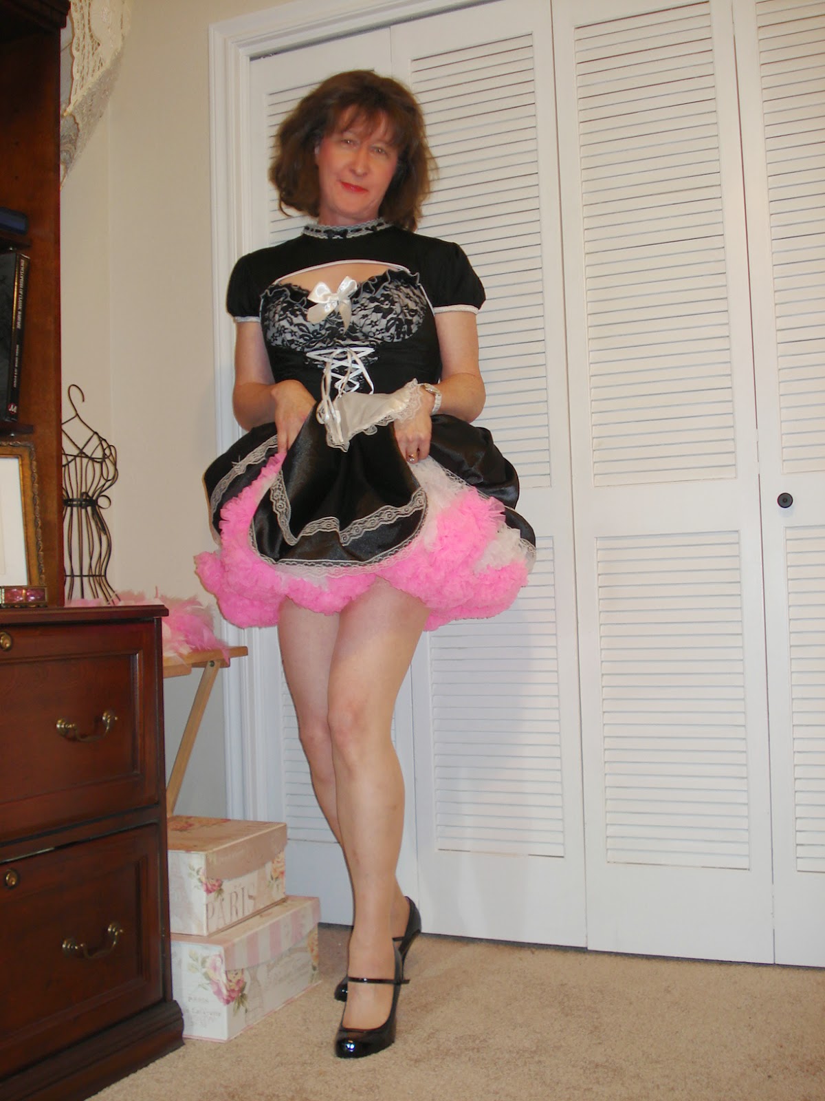 Sissy Gina Ultra Femme Transvestite Sissy Confused Sissy