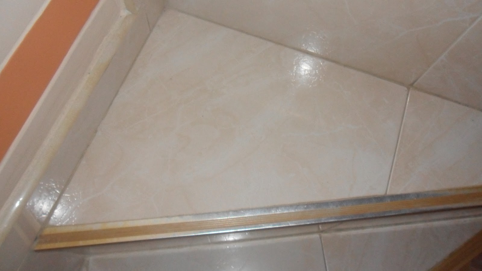 SEGURIDAD INDUSTRIAL: S.I EN ESCALERAS