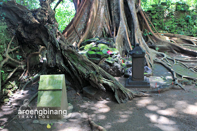 makam gunung kelir pleret