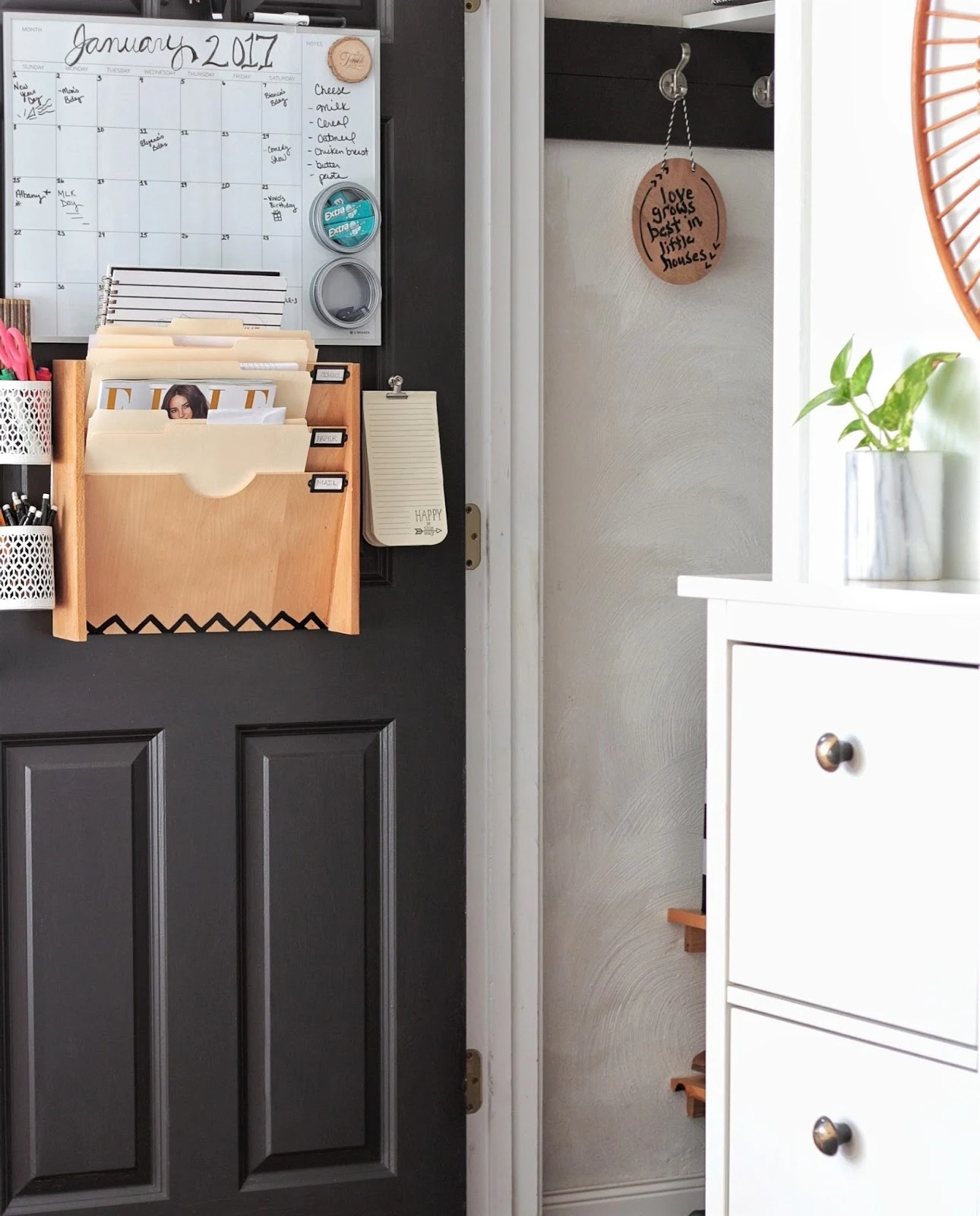 BirchTree Organizing  Organizing Favourites: 25 Ways To Organize With Command  Hooks