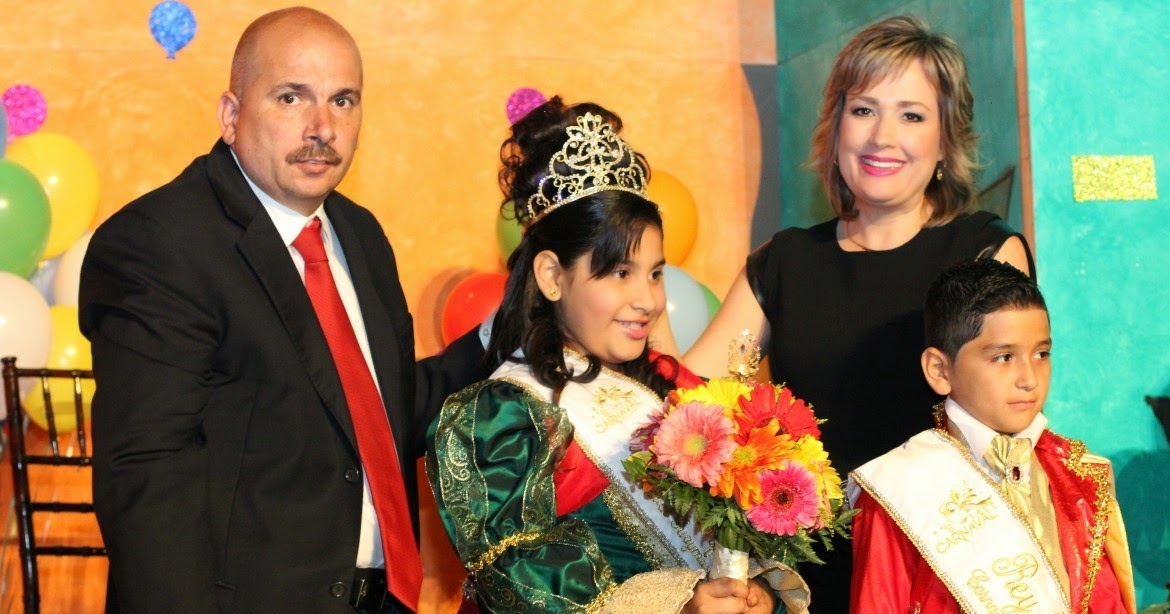 EL Carnaval de Guaymas Coronan a Keila y Joshua como