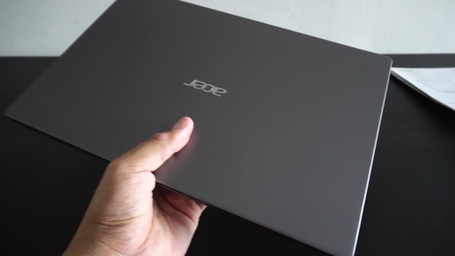 Acer Swift 3 SF314-57 laptop.