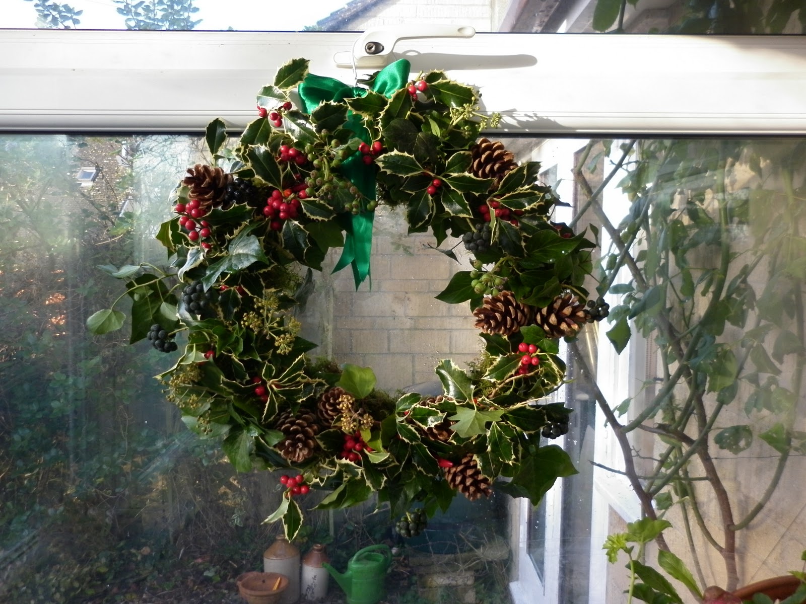 Fothergills Inc.: Making up the Christmas Wreath!