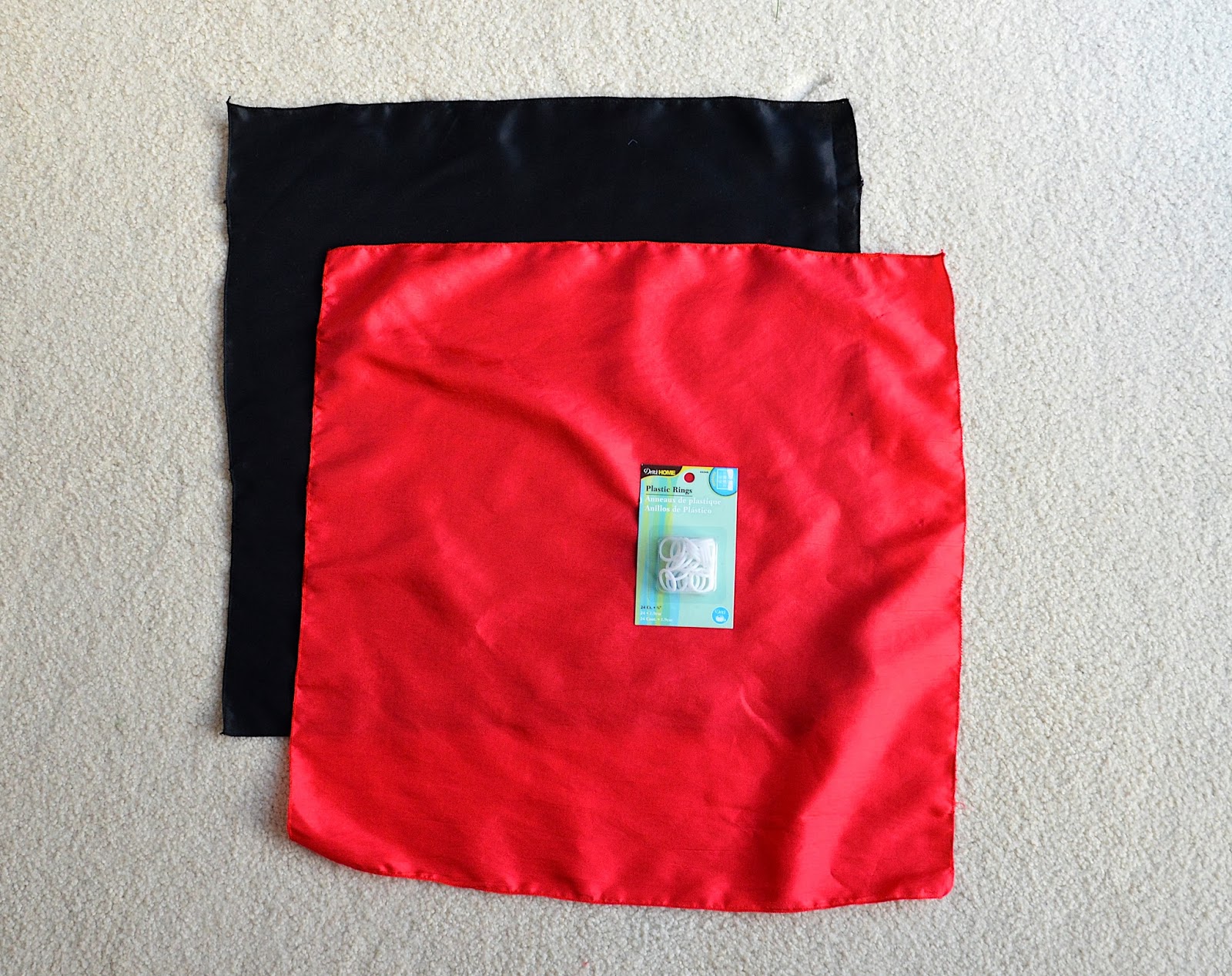 ikat bag: Magic Handkerchief