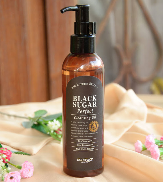 dau duong da Black Sugar Perfect Cleansing Oil