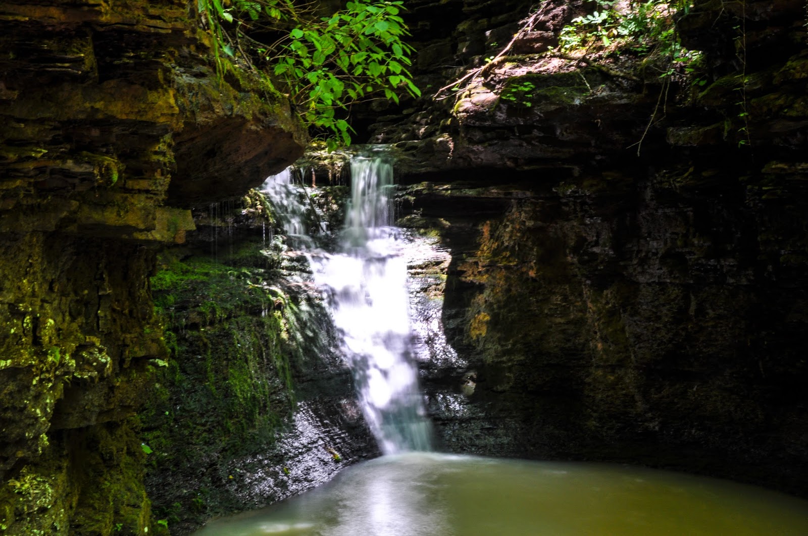 Rick's Hiking Blog Cowan Hollow Waterfalls, Between Simpson and North