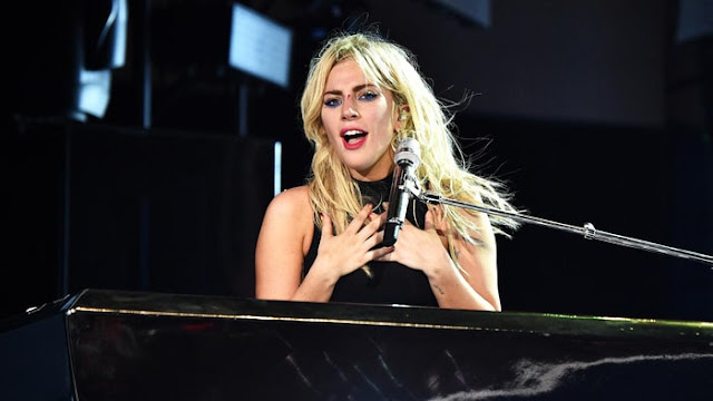 lady+gaga+coachella+2017+the+cure+new+si