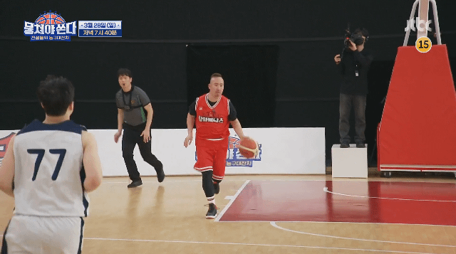 SmartSelect_20210322-130447_Naver%2BTV.gif