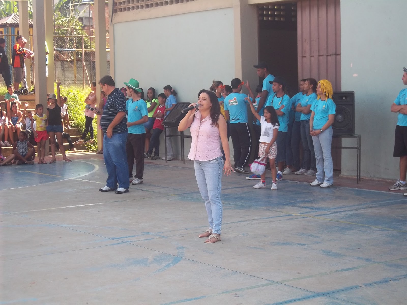 Escola nas Férias - Escola Municipal Padre Francisco Carvalho Moreira ...