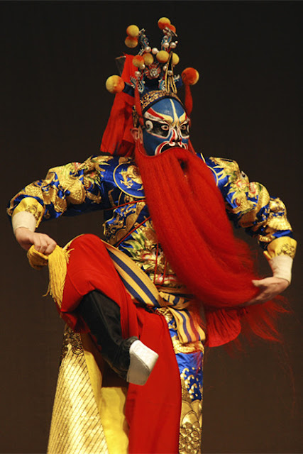 peking opera gong peking opera gong