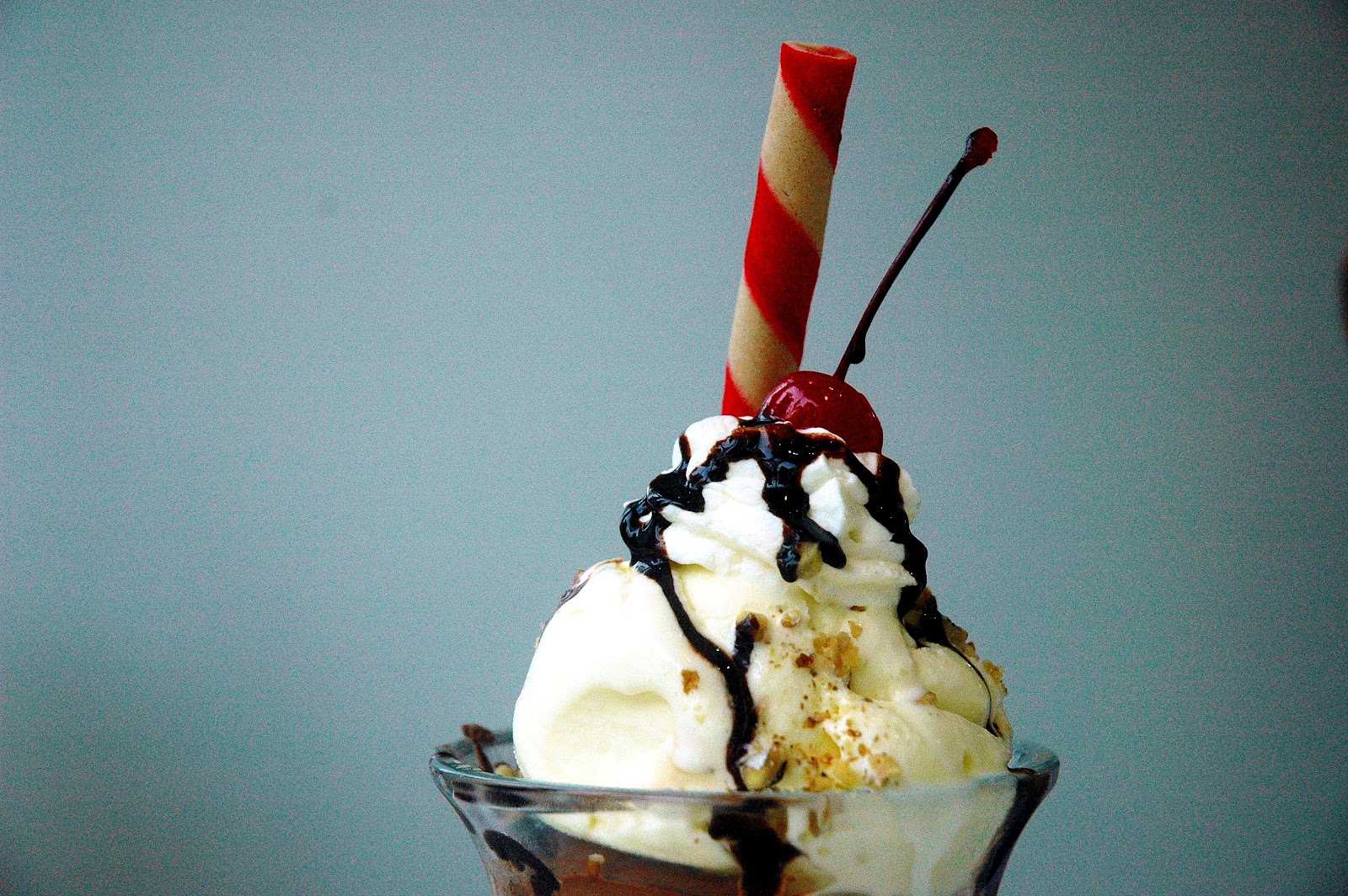 DUDE FOR FOOD: Revisiting Another Old Favorite: Magnolia's Parfait