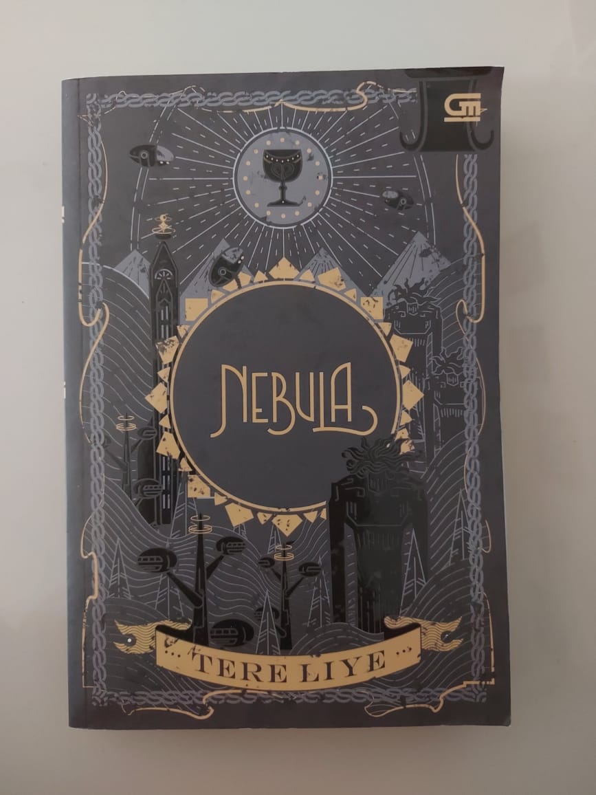 Resensi Novel Selena dan Nebula: Mei 2020