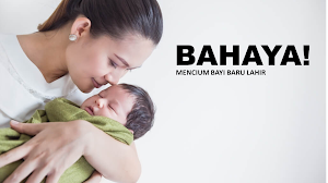 Inilah Bahaya Mencium Bayi Baru Lahir